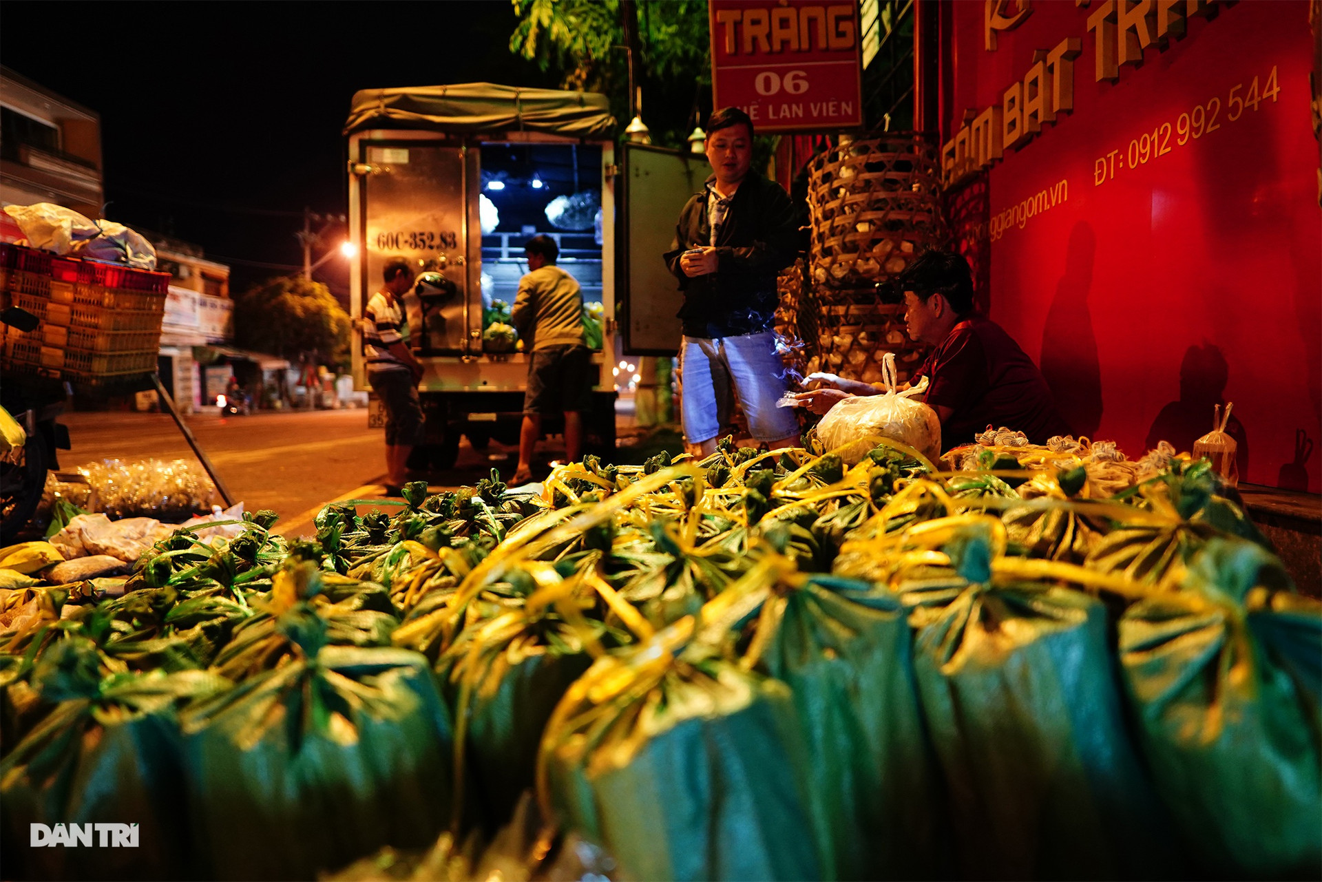 Chợ côn trùng ở Sài Gòn ngày họp 2 tiếng, tan trước hừng đông - 7