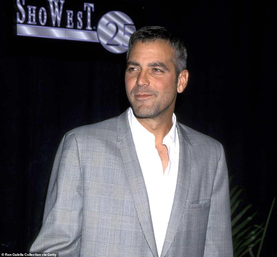 14 người bạn được George Clooney tặng 1 triệu USD/người gồm những ai? - 7