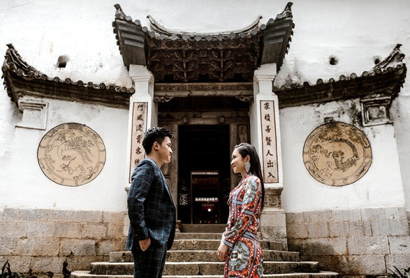 Cặp đôi 9X đi xuyên Việt chụp bộ ảnh cưới để đời - 3