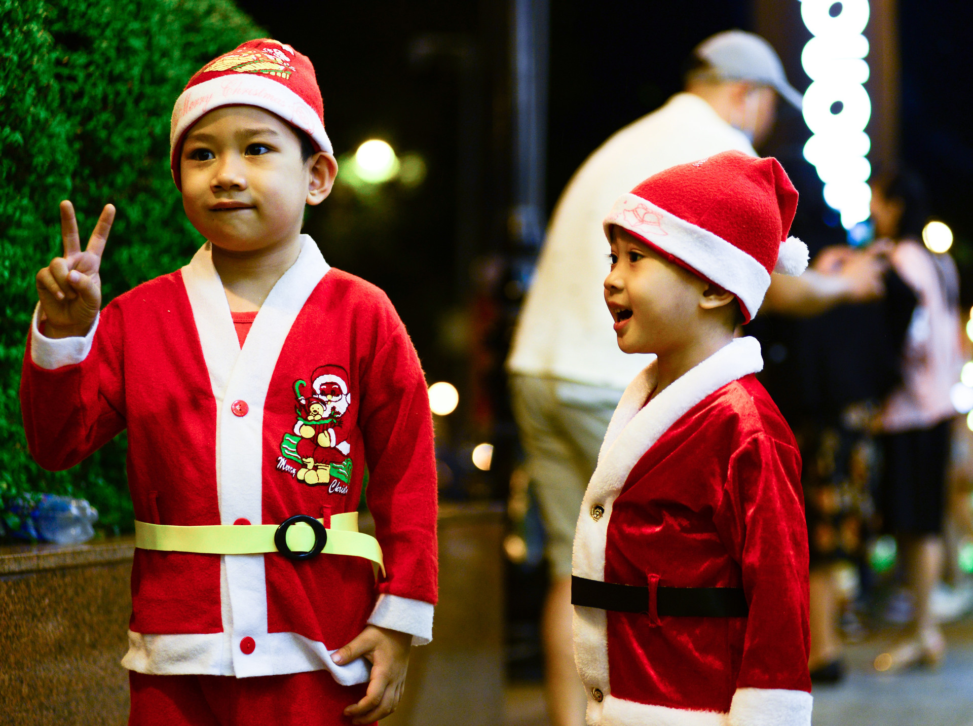 Giới trẻ Sài Gòn chơi Noel.jpg