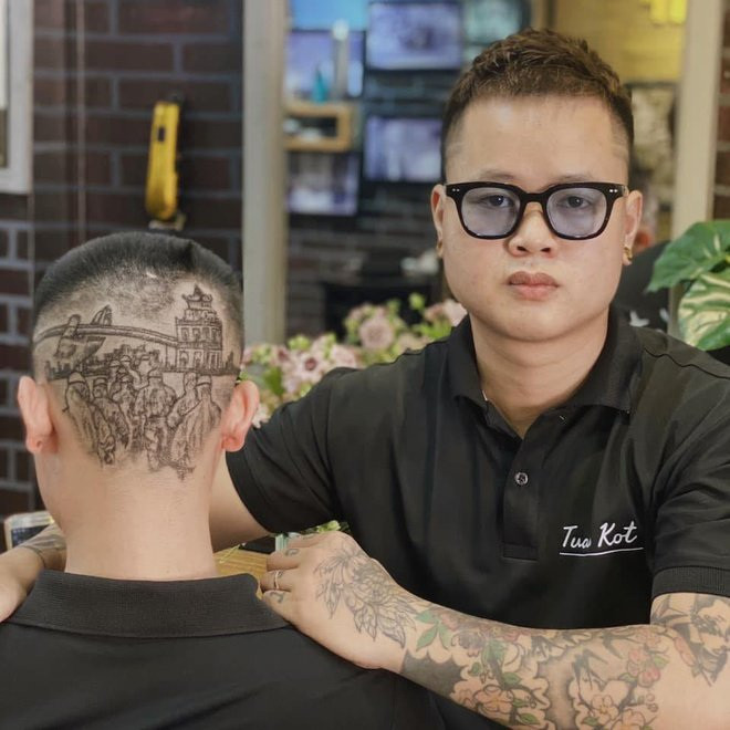 Cuối năm, gặp chàng trai cắt tóc người Việt khiến báo thế giới sửng sốt - 1