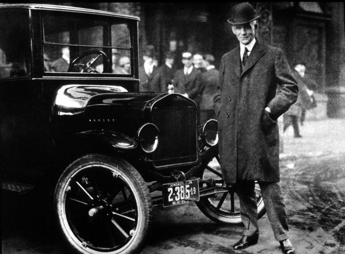 Henry Ford tới ngân hàng vay tiền và bị chế nhạo, chỉ sau một câu nói ông đã thay đổi tất cả và dựng nên một đế chế lẫy lừng - Ảnh 1.
