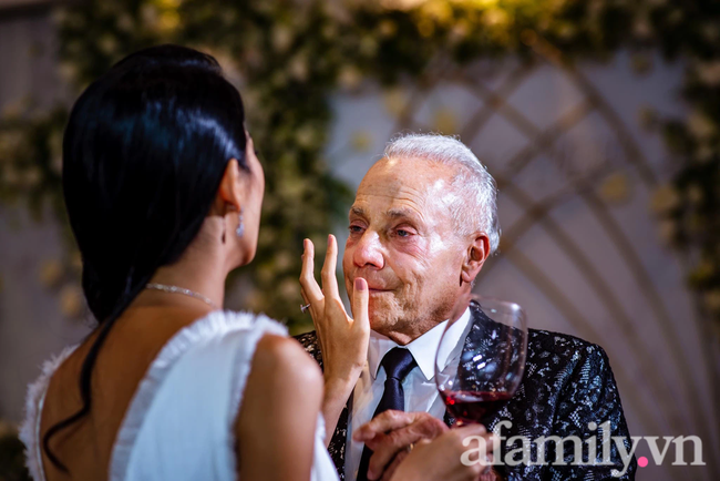 Cô gái Việt chia tay chồng sắp cưới tỷ phú Mỹ 72 tuổi tiết lộ lý do sâu xa dẫn đến tan vỡ và tuyên bố: Nếu yêu anh ấy vì tiền, không ai ngu mà bỏ - Ảnh 4.