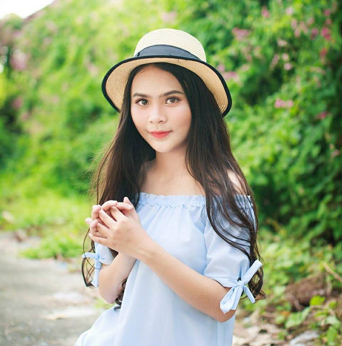 Nữ sinh 10x biết 2 ngoại ngữ, xinh đẹp như bông hồng lai Thái Lan - 3