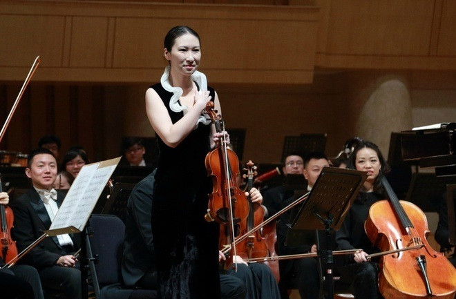 Nữ nghệ sĩ violin trẻ tài năng của Trung Quốc nhảy lầu tự vẫn - 2