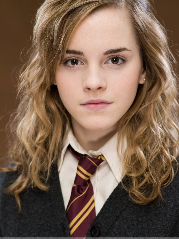  “Bóc trần” mặt tối dàn sao Harry Potter: Nam chính lợi dụng phim để ngủ với fan, Emma suýt nghỉ quay, 1 người gây sốc vì đi tù 2 năm - Ảnh 6.