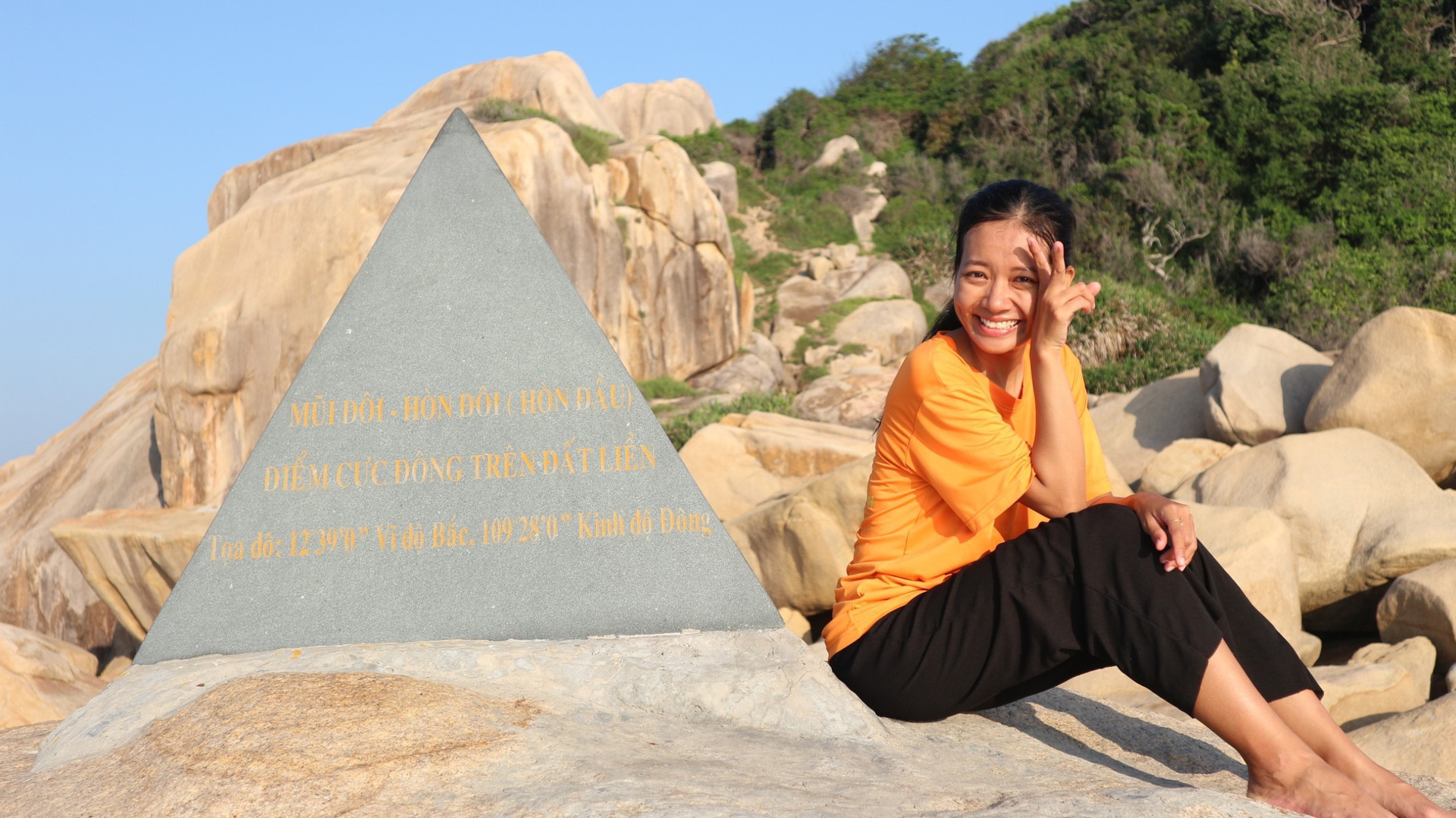 Cô gái một mình đi xuyên Việt 102 ngày với 50 triệu đồng - 3