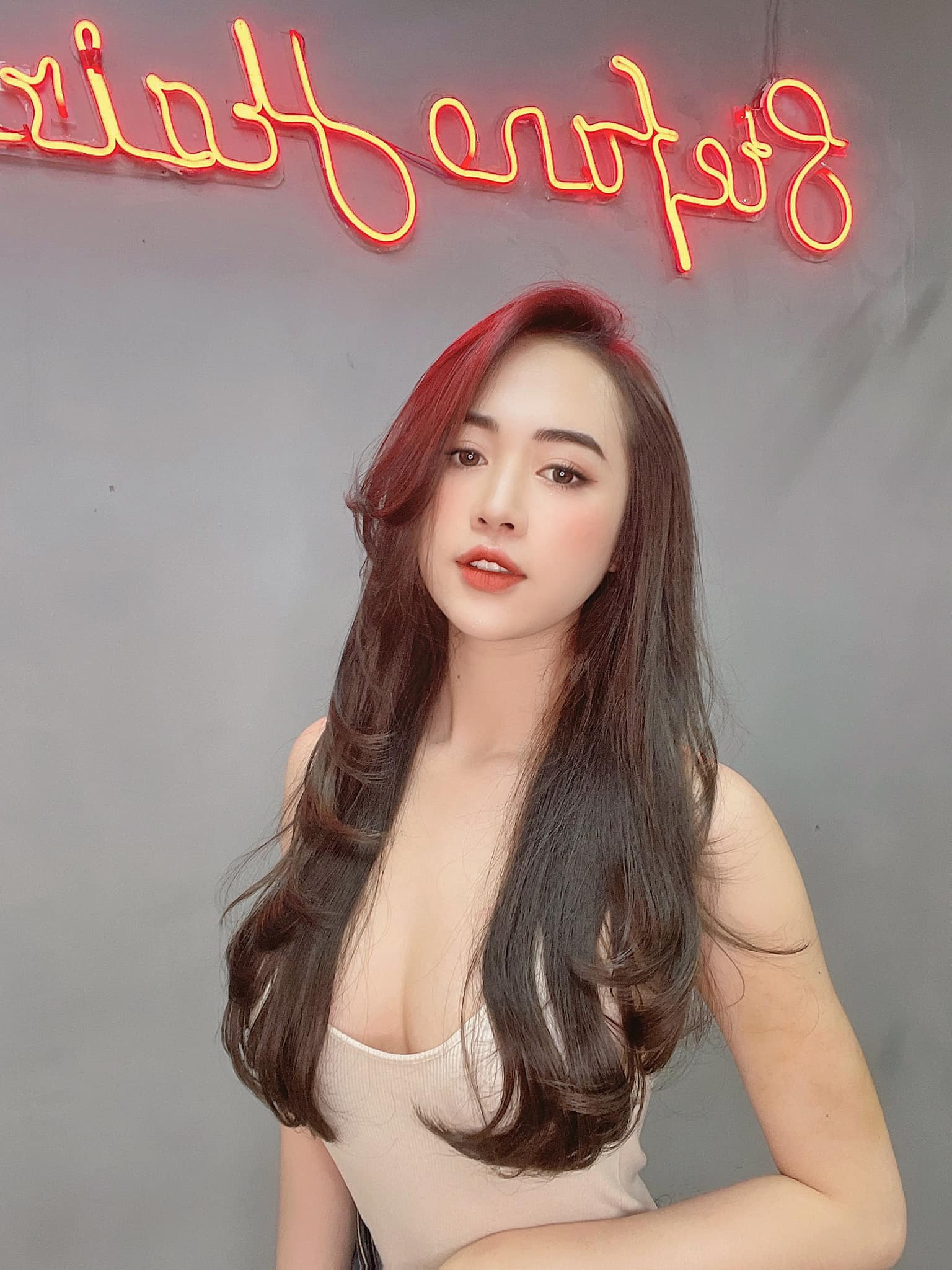 Hot girl Quảng Ninh đốt mắt người nhìn với những khoảnh khắc nóng bỏng - 11