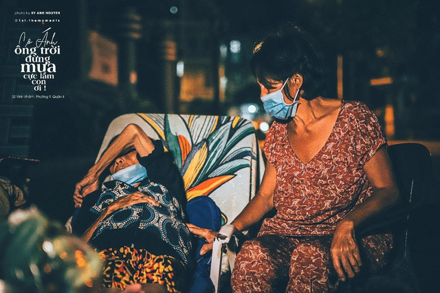Thương lắm Sài Gòn ơi! - dự án ảnh chụp người lao động nghèo đầy cảm xúc của travel blogger trẻ Nguyễn Kỳ Anh - Ảnh 5.