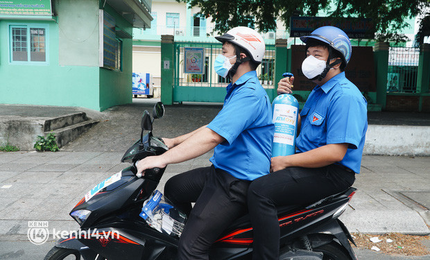  “Cha đẻ” ATM gạo cho ra đời ATM Oxy và câu chuyện bình oxy cứu sống một người cha ở Sài Gòn trong đêm - Ảnh 16.