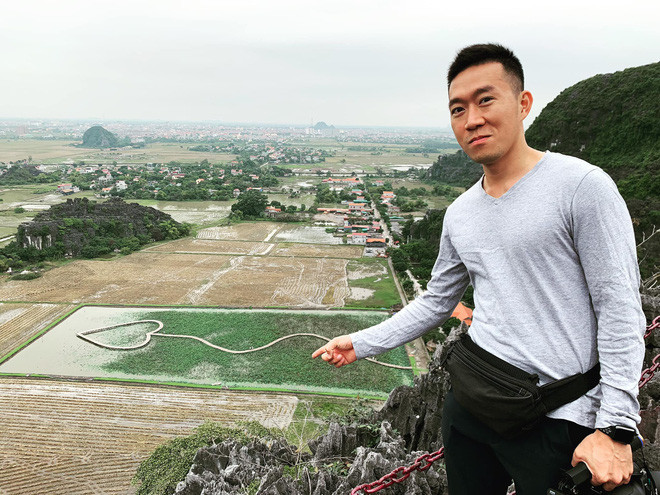 YouTuber máu liều nhất Việt Nam: Đi khắp đất nước khám phá toàn địa điểm rùng rợn, thu nhập mỗi tháng có khi lên đến cả trăm triệu đồng - Ảnh 7.