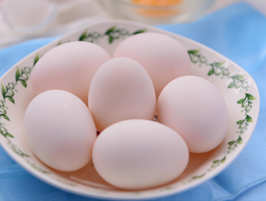  Người phụ nữ 37 tuổi qua đời chỉ vì sai lầm khi bảo quản trứng: Bác sĩ nhắc nhở, loại trứng này hại gan hơn cả rượu  - Ảnh 2.