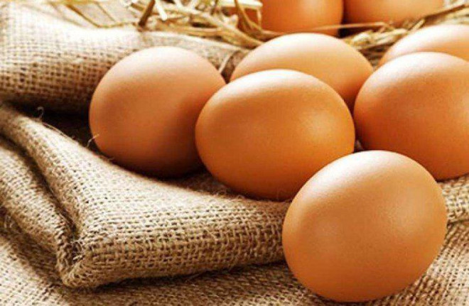  Người phụ nữ 37 tuổi qua đời chỉ vì sai lầm khi bảo quản trứng: Bác sĩ nhắc nhở, loại trứng này hại gan hơn cả rượu  - Ảnh 3.