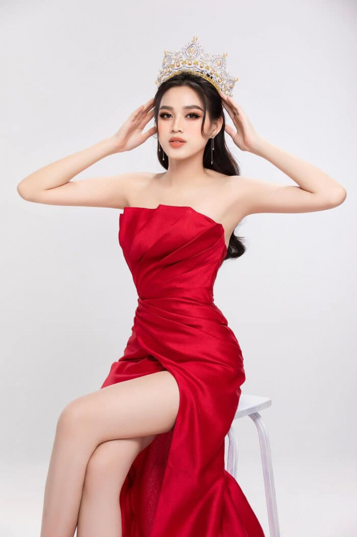 Đỗ Thị Hà lọt top 20 gương mặt sáng giá tại cuộc thi Hoa hậu thế giới 2021 - 1