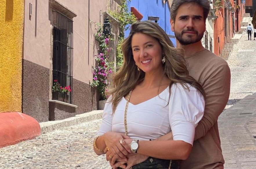 Hoa hậu bị cưa chân Daniella Álvarez hạnh phúc bên bạn trai mới - 1