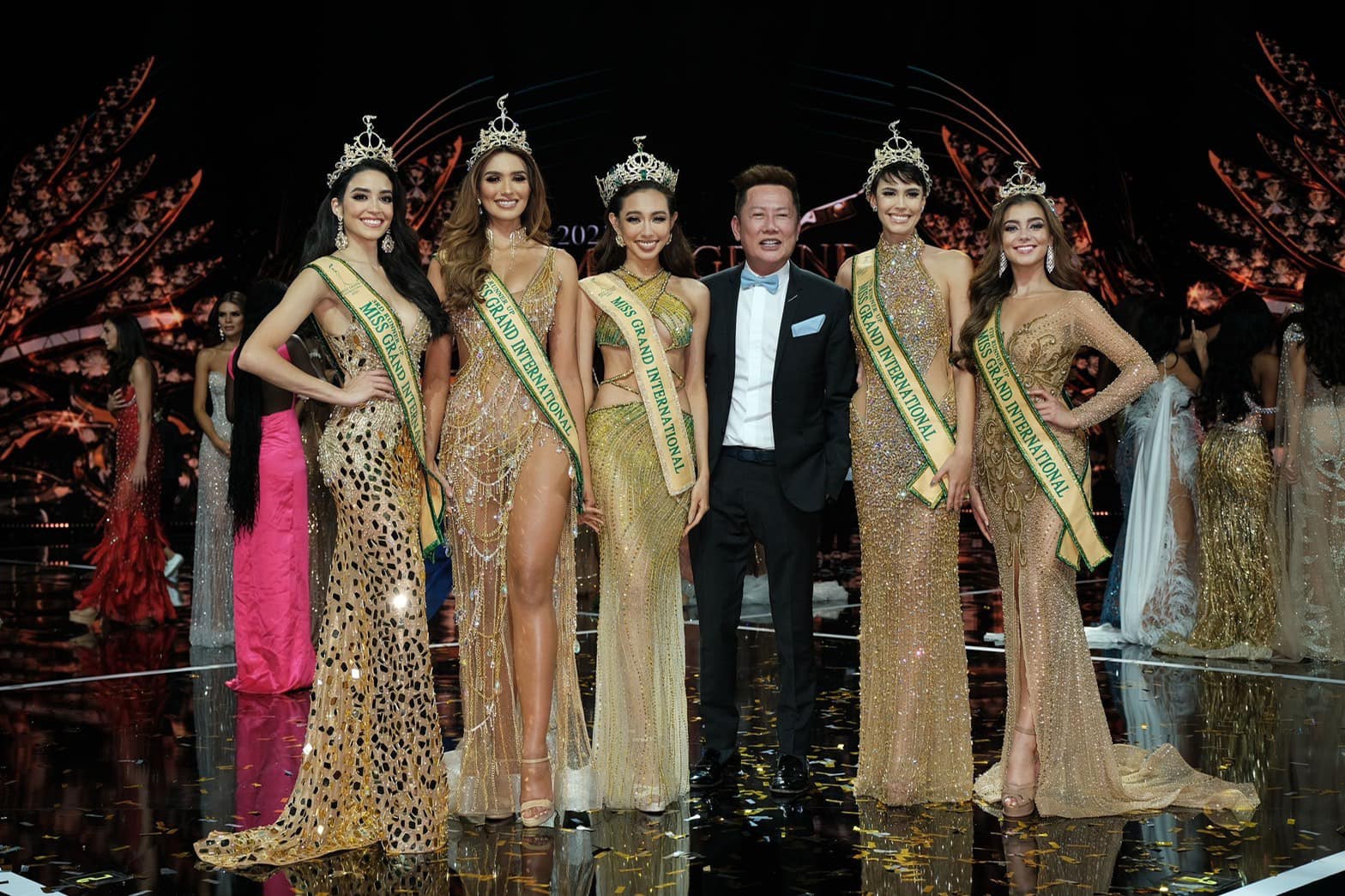 Lý do đặc biệt giúp Thùy Tiên đăng quang Hoa hậu Hòa bình thế giới - 2