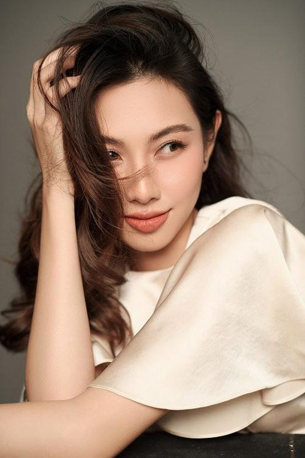 Hoa hậu Thùy Tiên: Ban tổ chức ngạc nhiên vì cô không chỉnh sửa sắc đẹp - 3