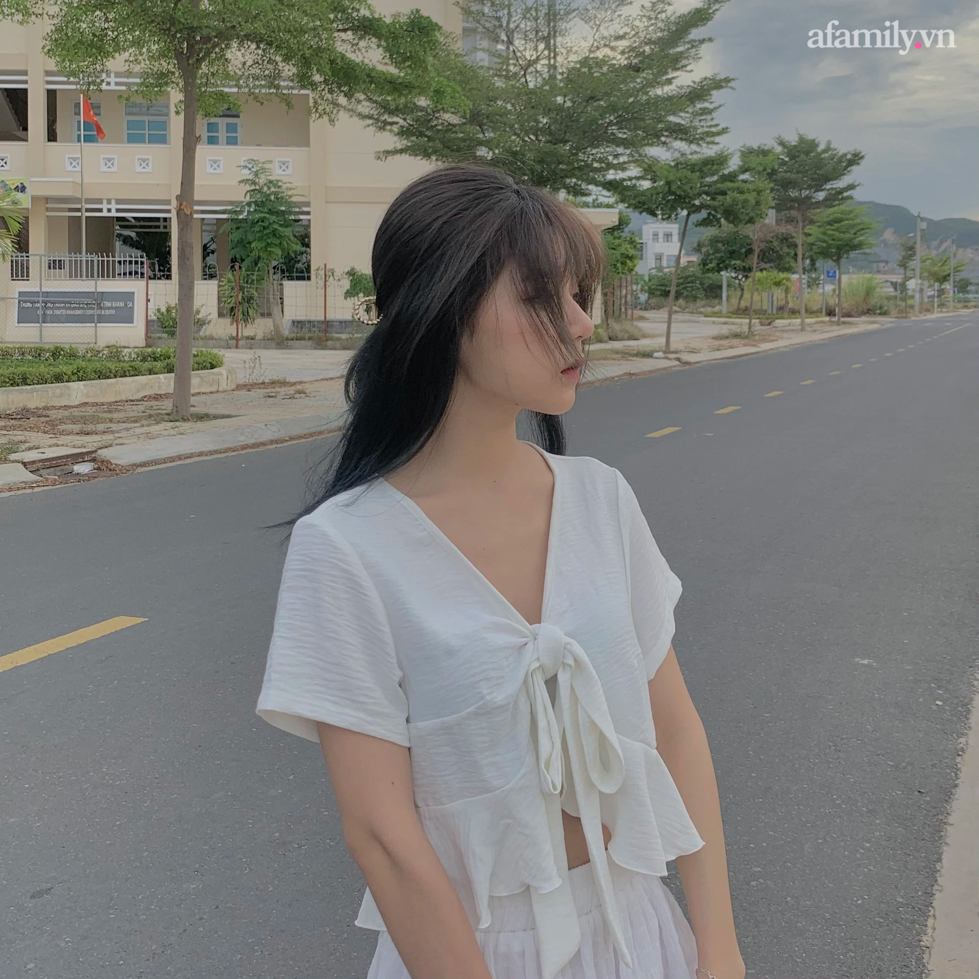 Cô gái 22 tuổi ở Nha Trang chia sẻ chuyện theo nghề livestream, thu nhập cao nhất tới gần 100 triệu/tháng - Ảnh 5.