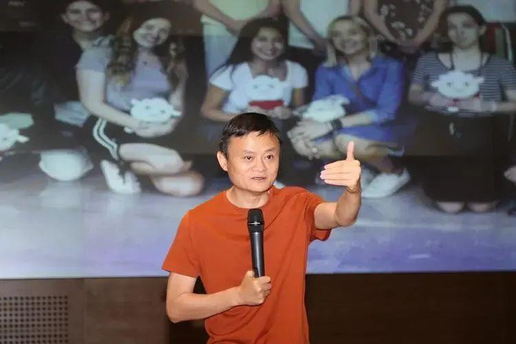 Tỷ phú Jack Ma: Khi con trai 18 tuổi, tôi viết cho con bức thư đưa ra 3 LỜI KHUYÊN – Bất kỳ người trẻ nào cũng nên đọc và ngẫm! - Ảnh 1.