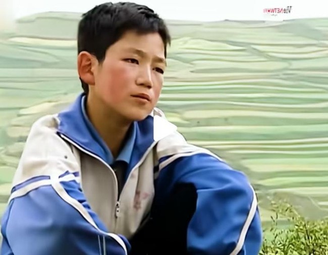 Trải nghiệm cuộc sống của nhà giàu, cậu bé nông thôn nói đúng 1 câu khiến người lớn sững sờ: Đứa trẻ này quá tỉnh táo!- Ảnh 1.