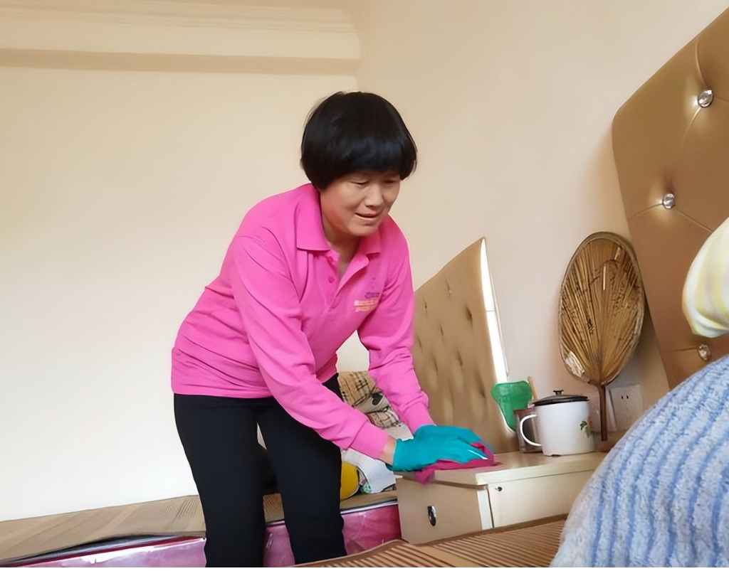 Giúp việc vay 120 triệu rồi mất tích suốt 10 năm, ngày tôi tưởng mất hết tiền thì một người lạ gõ cửa: Cái kết đầy cảm động- Ảnh 2.