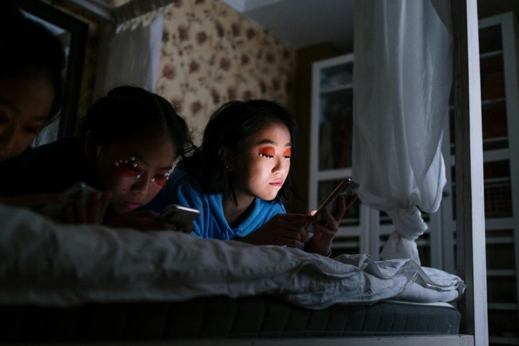 Quá nhiều Gen Z đang làm “người chuột”: Chỉ nằm im và chìm trong nỗi buồn vô tận- Ảnh 2.