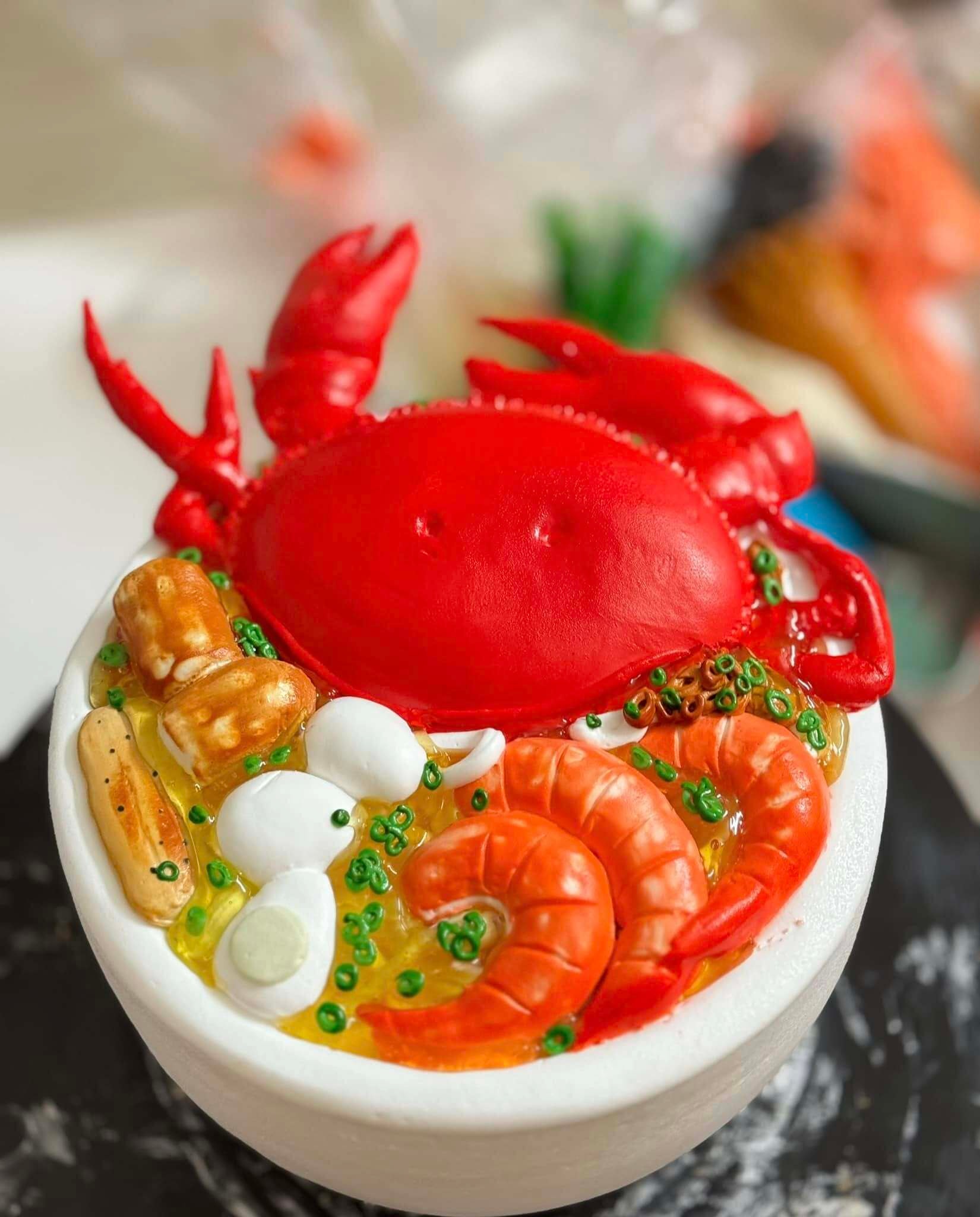 Chàng trai TP.HCM làm hoa bằng kem 'thật còn hơn cả hoa thật'- Ảnh 34.