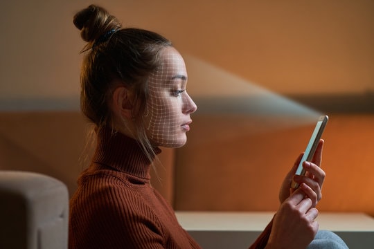 Vì sao không nên dùng Face ID để mở khóa điện thoại?- Ảnh 2.