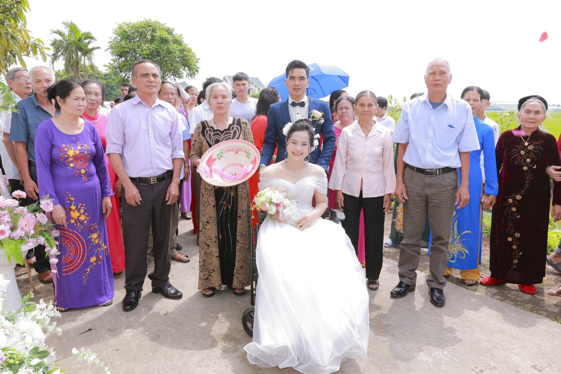 Chuyện tình cổ tích của cô gái liệt hai chân và chàng trai khỏe mạnh - 3