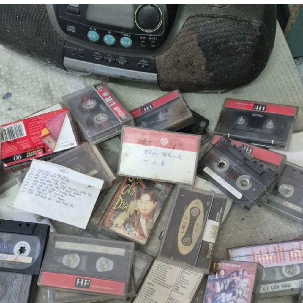 Nhớ chiếc máy casette và những bài nhạc xuân - 1