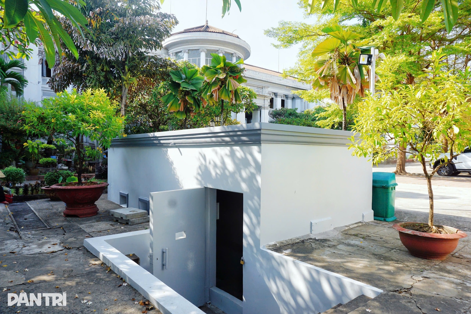 Khách hồi hộp chui hầm bí mật trong dinh thự 136 năm tuổi ở TPHCM - 12