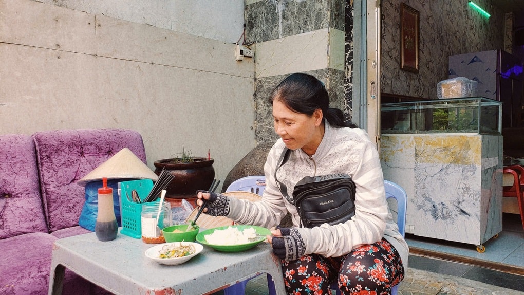 Quán ăn đặc biệt ở Cần Thơ: Cứ đến là ăn, thanh toán bằng nụ cười - 4 Quán ăn đặc biệt ở Cần Thơ: Cứ đến là ăn, thanh toán bằng nụ cười - 4