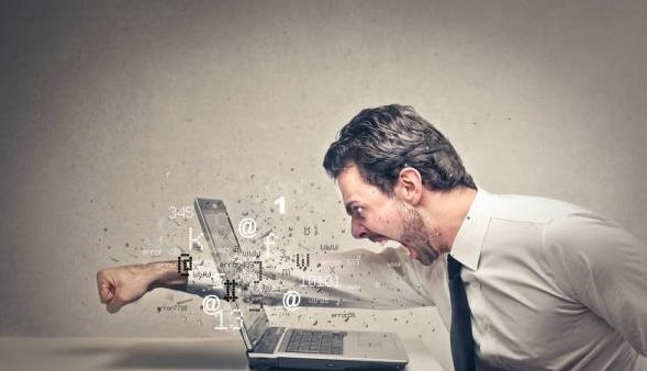Hiệu ứng Technostress do AI trong công việc: Rủi ro và thách thức trong năm 2026 - Ảnh 1.