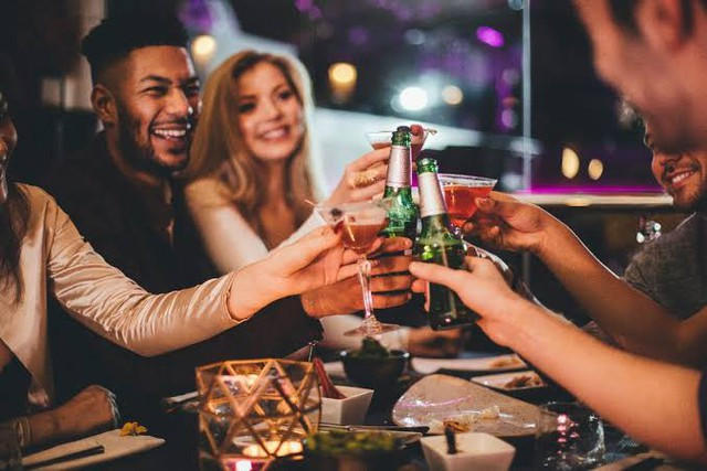Cứ 10 người trẻ Hàn Quốc thì 9 người sợ gặp bạn bè: 