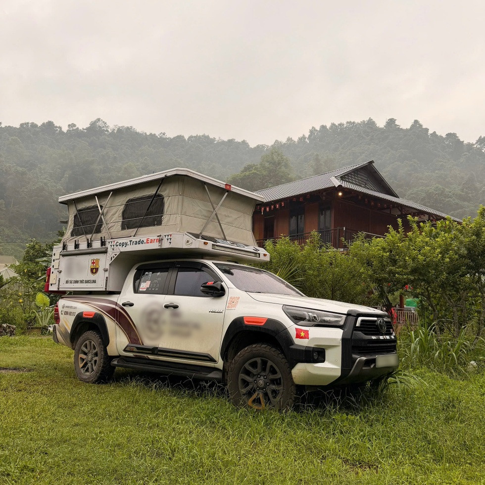 Vợ chồng TPHCM mang nhà di động 1,5 tỷ đồng đưa bố mẹ phượt 2.000km - 6
