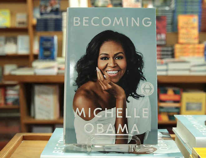 Vợ chồng Obama trở nên giàu có nhờ viết sách như thế nào?