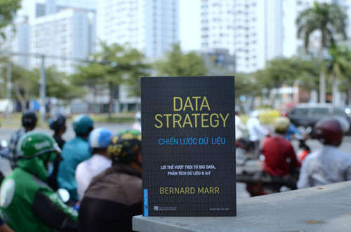 Chiến lược dữ liệu: Hãy trở thành doanh nghiệp dữ liệu