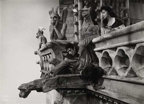 Hình ảnh ấn tượng về Nhà thờ Đức Bà Paris trong những tác phẩm điện ảnh