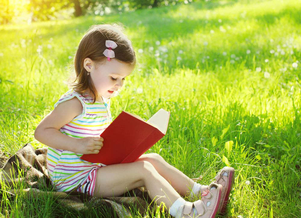 Bí quyết giúp trẻ thích thú và tự động đọc sách