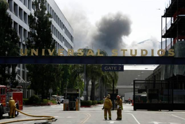 Nhiều nghệ sĩ lớn lên tiếng về vụ cháy ở Universal Studios Hollywood