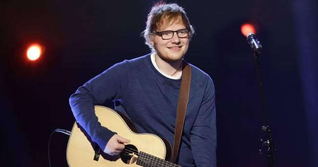 Ed Sheeran lập kỷ lục tour diễn có doanh thu cao nhất mọi thời đại