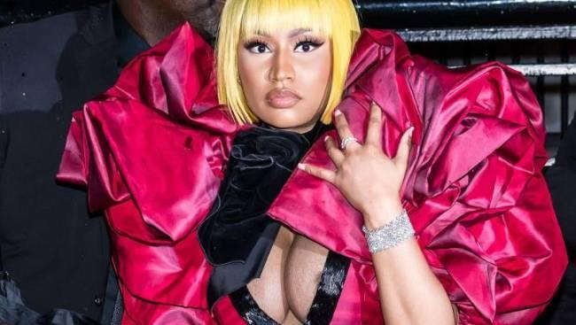 Nicki Minaj gây sốc khi tuyên bố giải nghệ