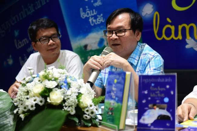 Nhà văn Nguyễn Nhật Ánh 'Làm bạn với bầu trời' nhân dịp trung thu