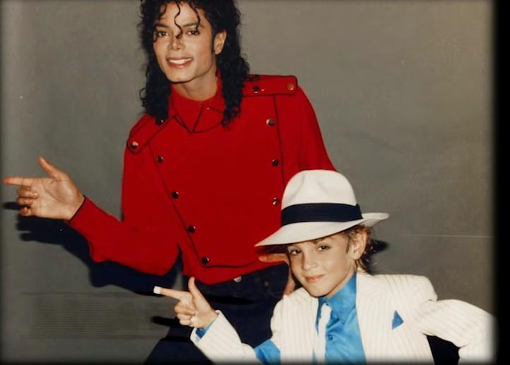 Hé lộ những năm tháng khủng hoảng của Michael Jackson