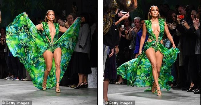 Jennifer Lopez khoe đường cong nóng bỏng trong trang phục hở bạo trên sàn catwalk