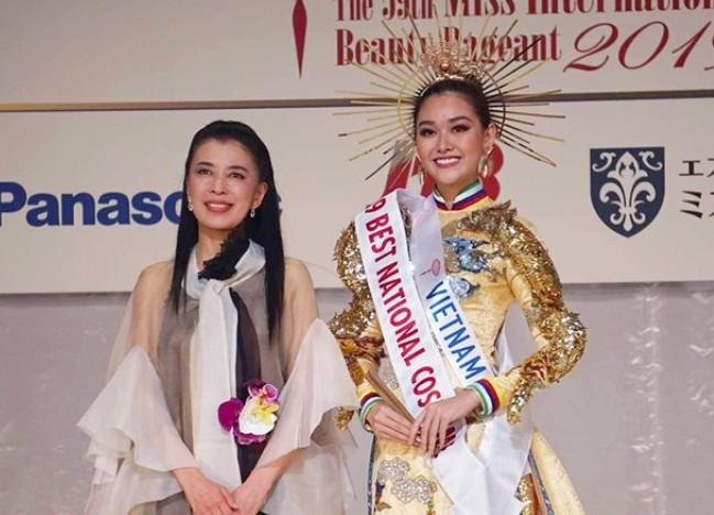 Tường San thắng giải Trang phục truyền thống đẹp nhất tại 'Hoa hậu Quốc tế 2019'