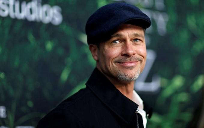 Brad Pitt khẳng định vẫn còn độc thân kể từ khi ly dị Angelina Jolie