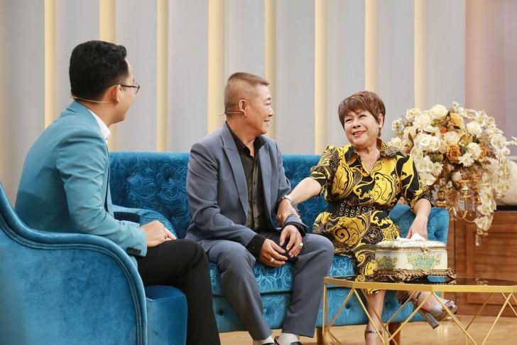 Vợ nghệ sĩ Vũ Thanh bật khóc khi kể chuyện chồng bỏ đi cùng tình nhân hơn 4 năm