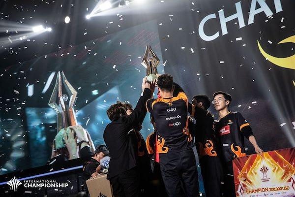 30 Under 30: Từ Founder Terence Ting đến Team Flash đình đám của eSports Việt