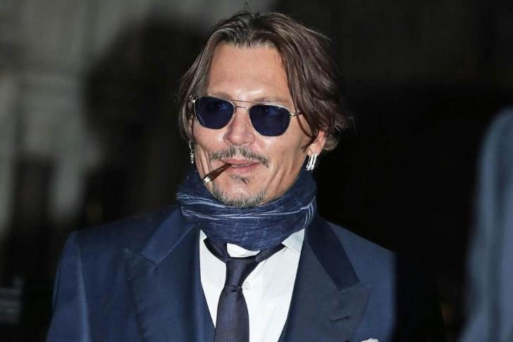 Johnny Depp từng nhắn tin doạ 'đốt' và 'dìm' chết vợ cũ
